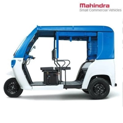 Mahindra - MAHINDRA TREO - HRT - Side View